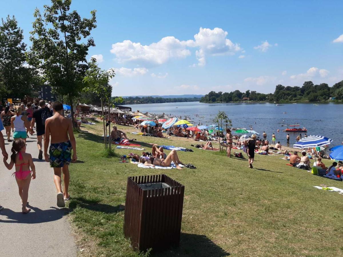 Apartmani K&V Veliko Gradište 外观 照片