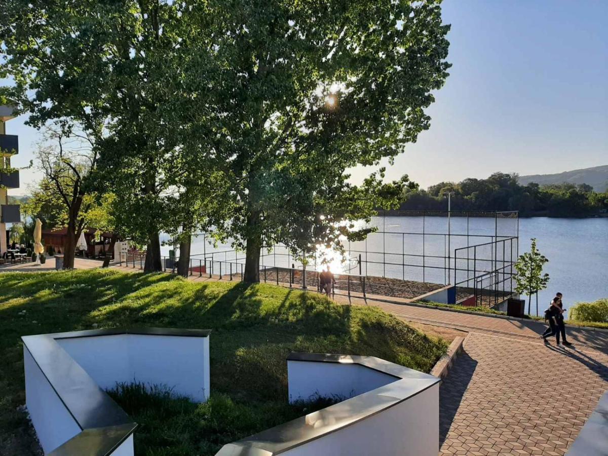 Apartmani K&V Veliko Gradište 外观 照片