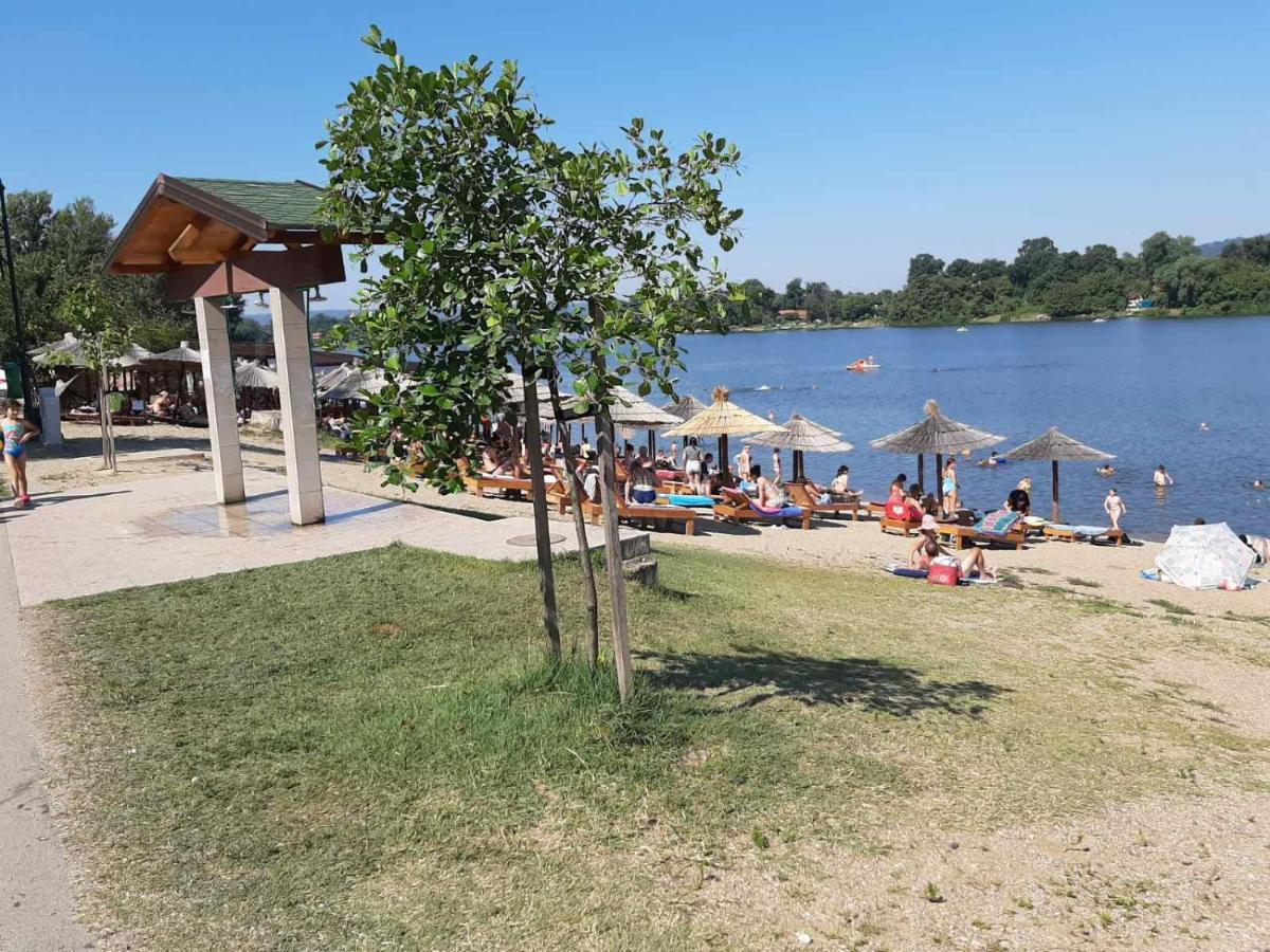 Apartmani K&V Veliko Gradište 外观 照片