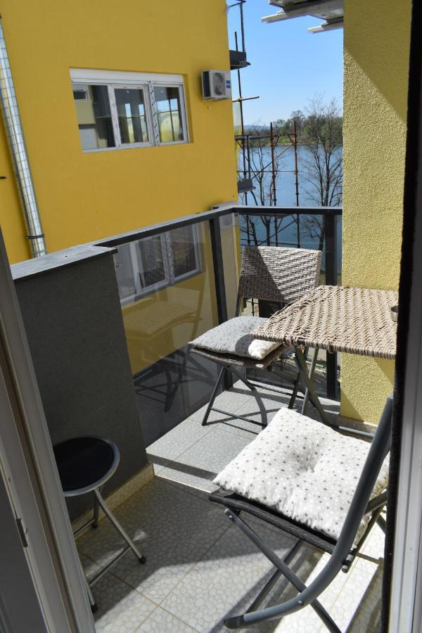 Apartmani K&V Veliko Gradište 外观 照片