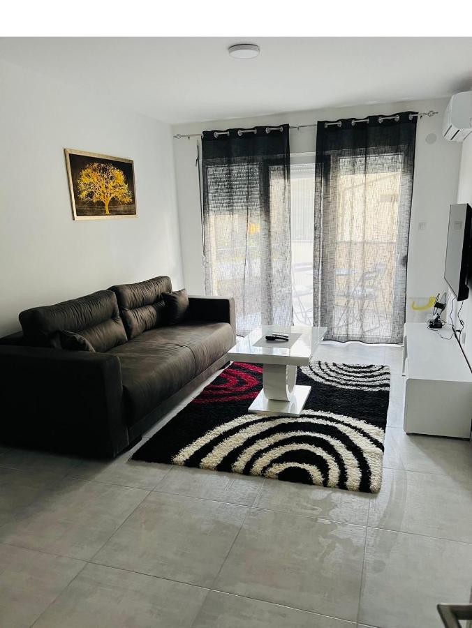 Apartmani K&V Veliko Gradište 外观 照片